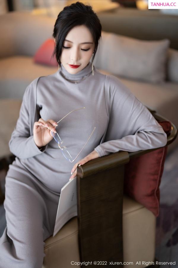 王馨瑶  [XiuRen]高清写真图 2022.10.21 No.5745 王馨瑶yanni 美腿丝袜第9张图片